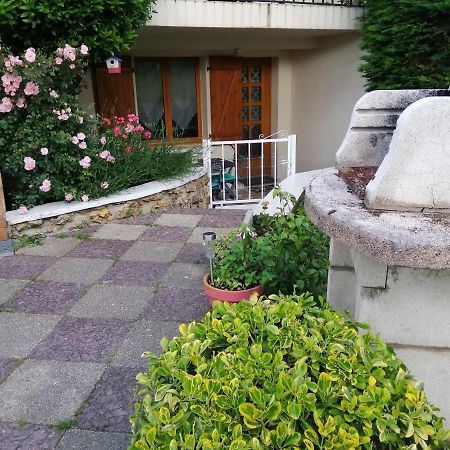 Appartement Type F2 Proche Paris 25 Km Andilly  외부 사진