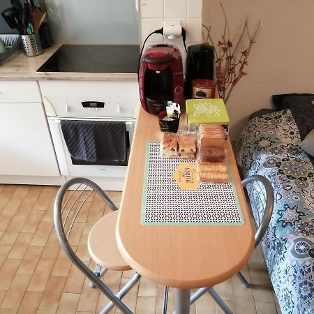 Appartement Type F2 Proche Paris 25 Km Andilly  외부 사진