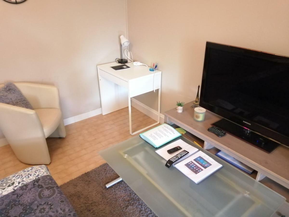 Appartement Type F2 Proche Paris 25 Km Andilly  외부 사진
