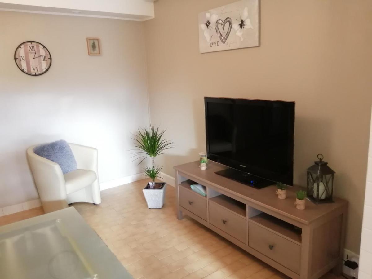 Appartement Type F2 Proche Paris 25 Km Andilly  외부 사진