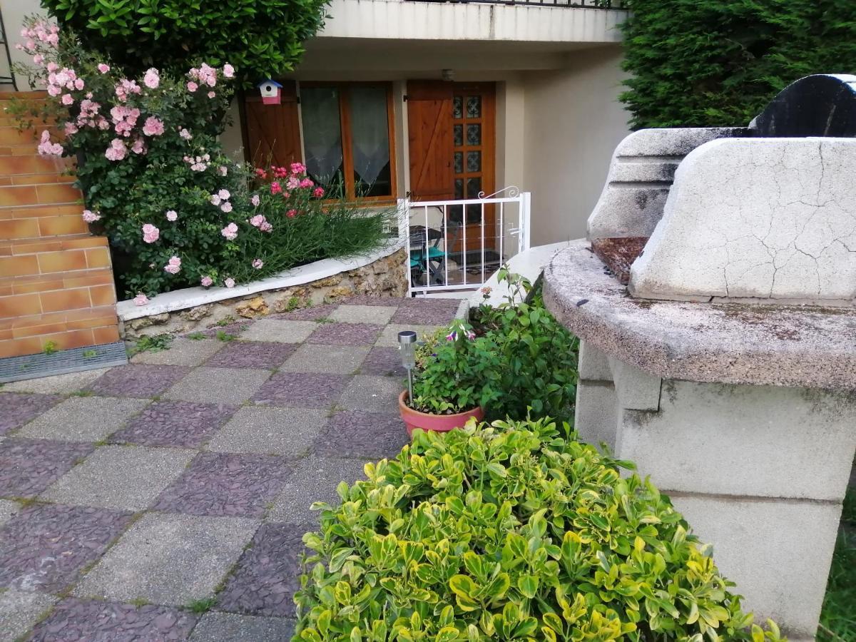 Appartement Type F2 Proche Paris 25 Km Andilly  외부 사진