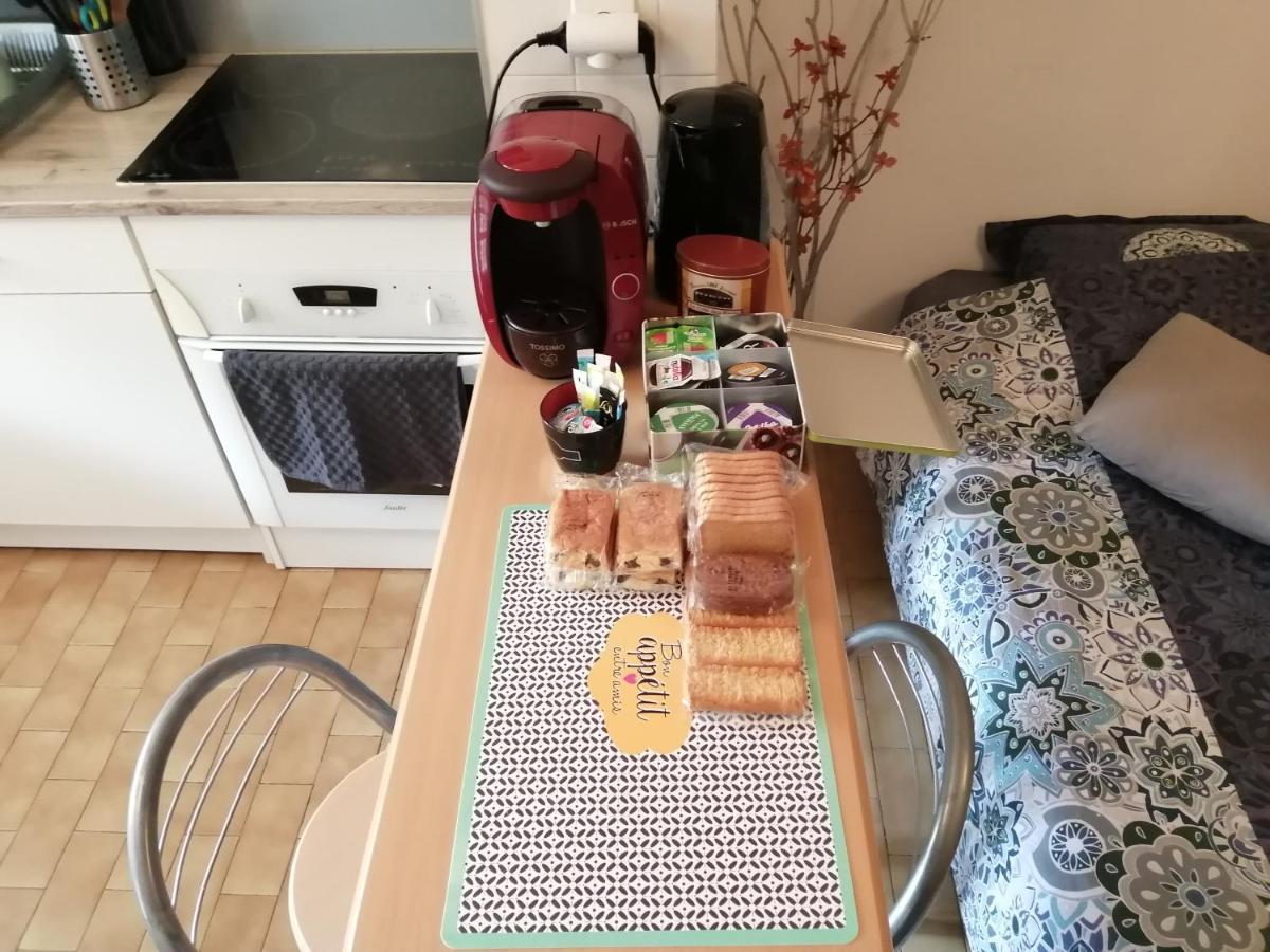 Appartement Type F2 Proche Paris 25 Km Andilly  외부 사진